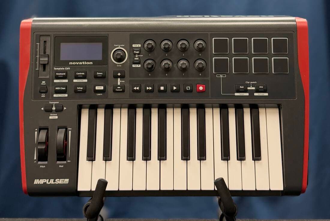 Novation - IMPULSE25