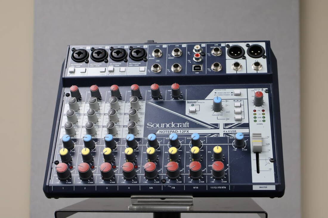 Soundcraft - NOTEPAD-12FX