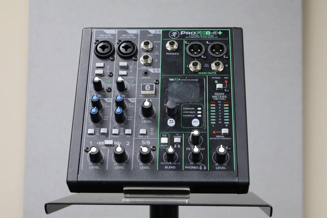 Mackie - PROFX6V3+