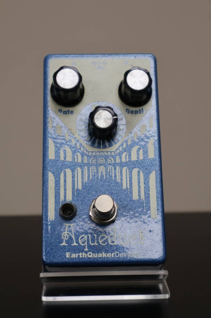 EarthQuaker Devices - AQUEDUCT VIBRATO DEVICE