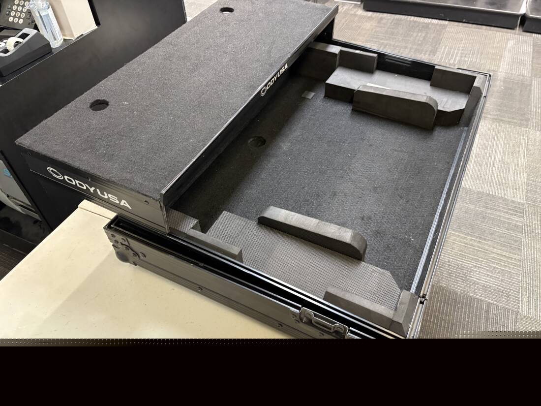 Odyssey DDJ-1000 Controller Case with 1U Rack