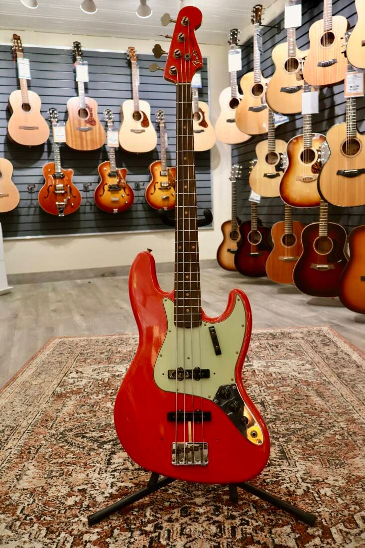 Fender Custom Shop '63 Jazz Bass Journeyman Relic - Aged Fiesta Red