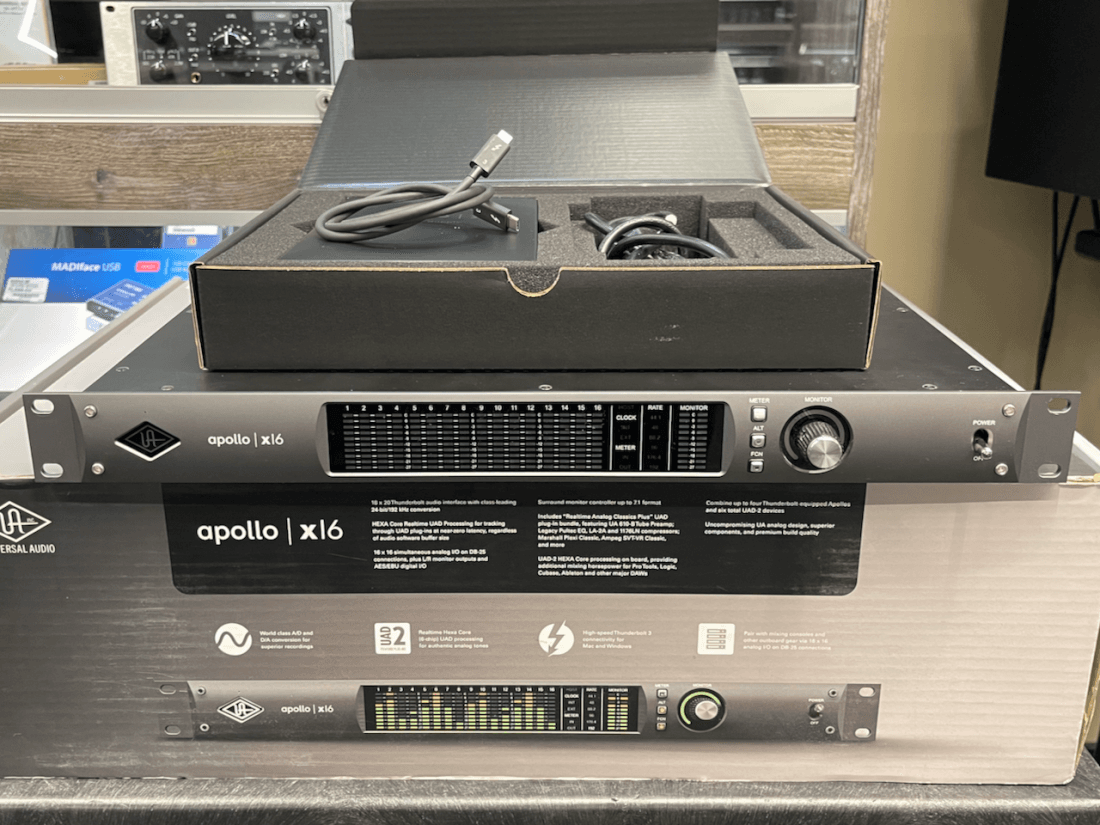 Universal Audio - UA-APX16/HE