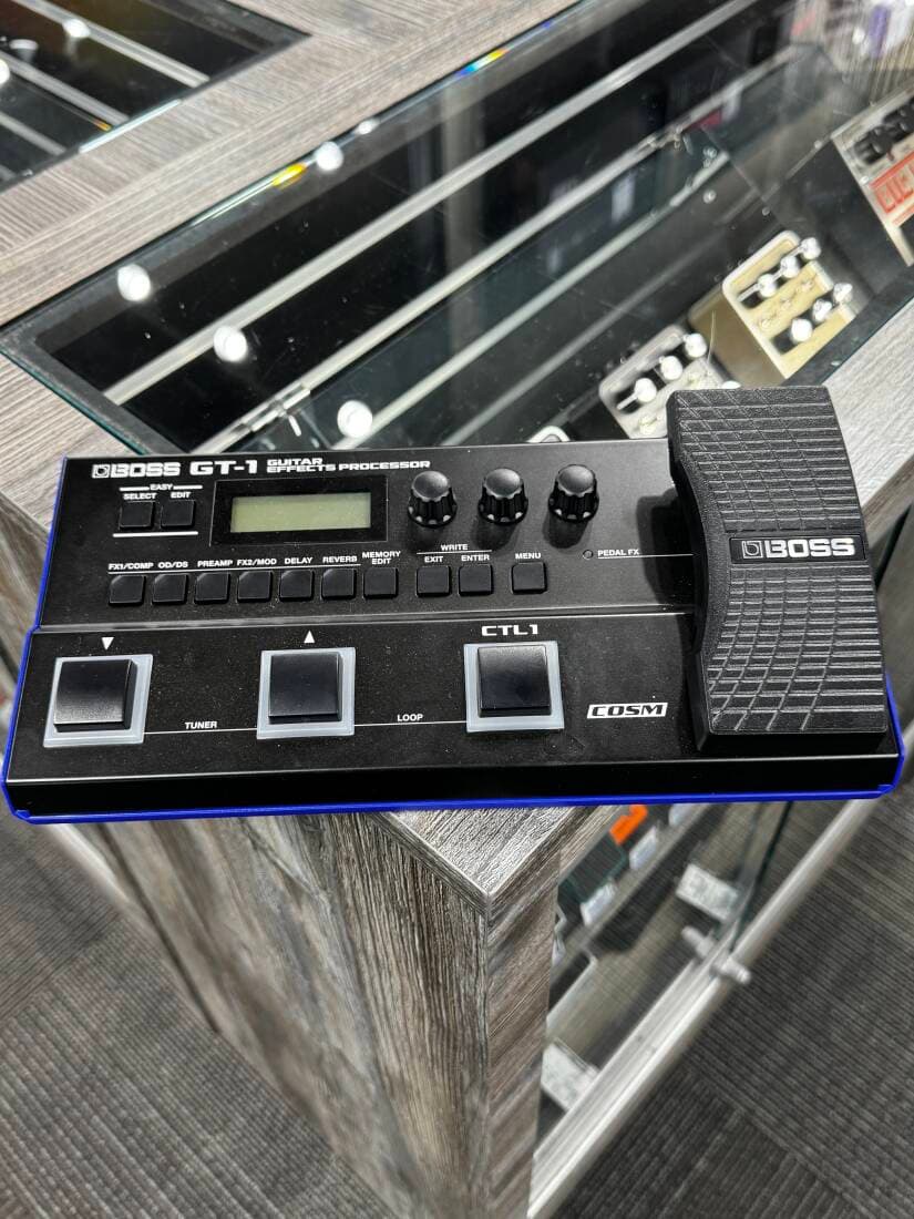 BOSS GT-1 Guitar Effects Processor