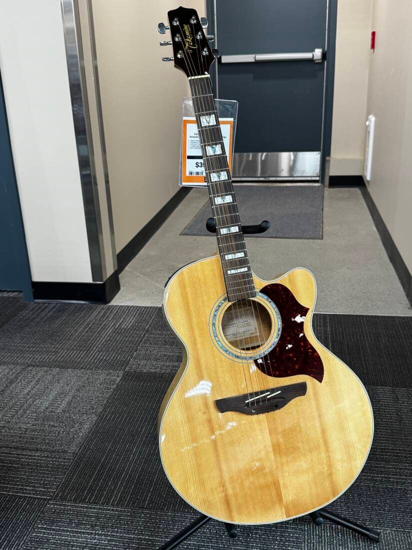 Takamine - EG523SC