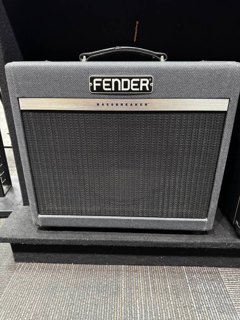 Fender Bassbreaker 15