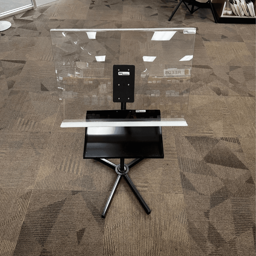 Modern Curved Conductor Stand