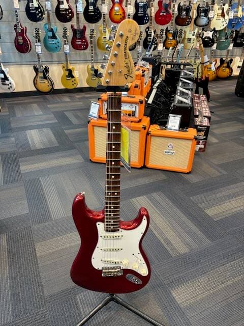 FENDER MALMSTEEN STRAT RW CAR