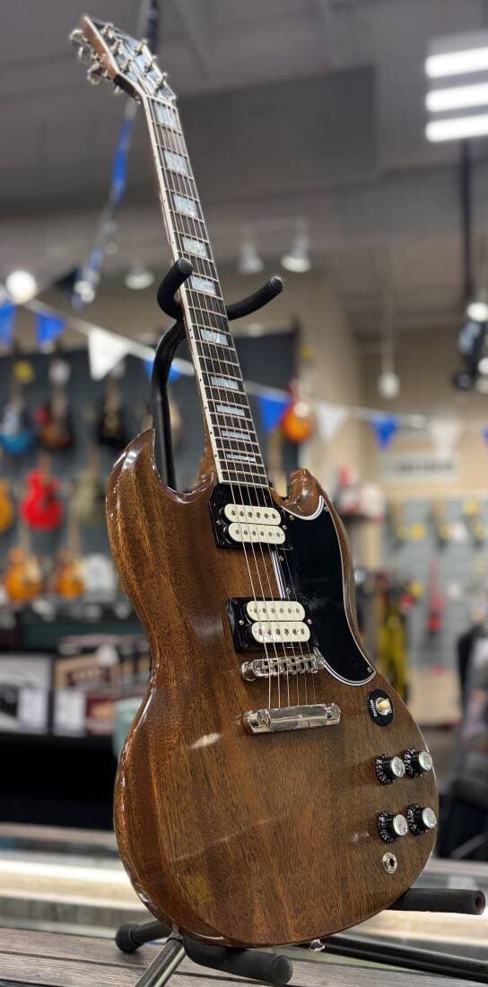 Gibson Custom Shop - SG Custom VOS Electric Guitar with Hardshell Case - Walnut