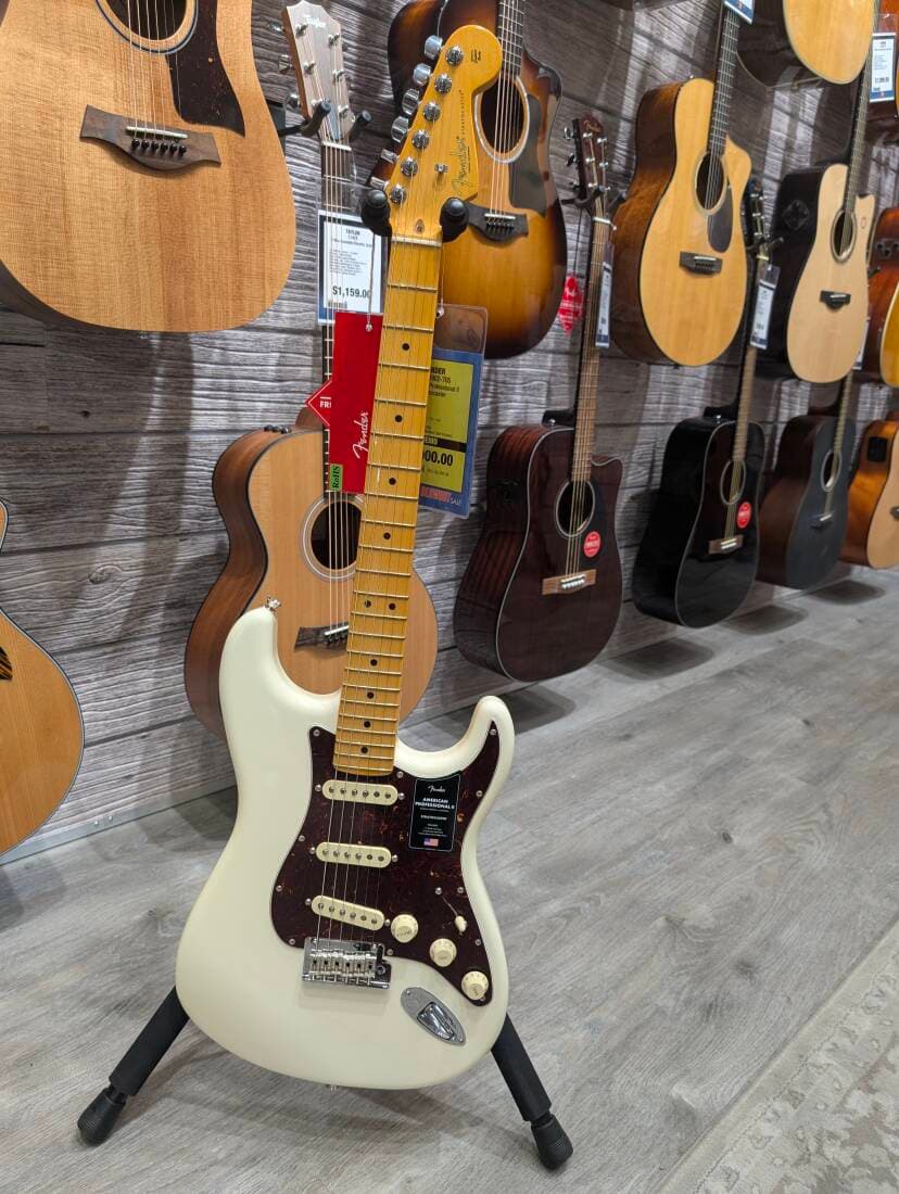Fender - 011-3902-705