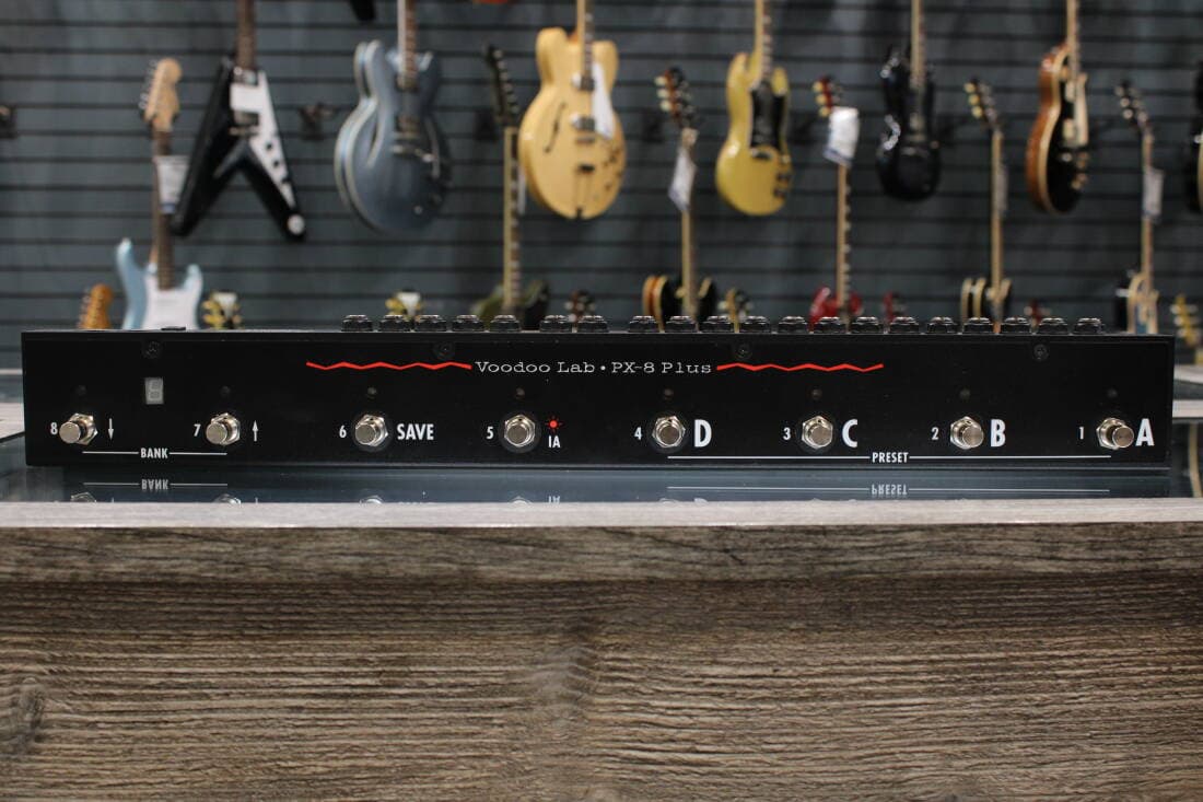 Voodoo Lab - PX-8 Plus Programmable 8 Loop Pedal Switcher