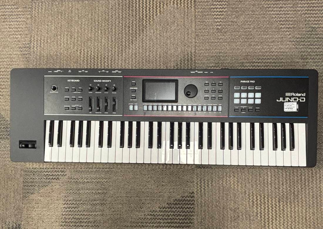 Roland - JUNO-D6
