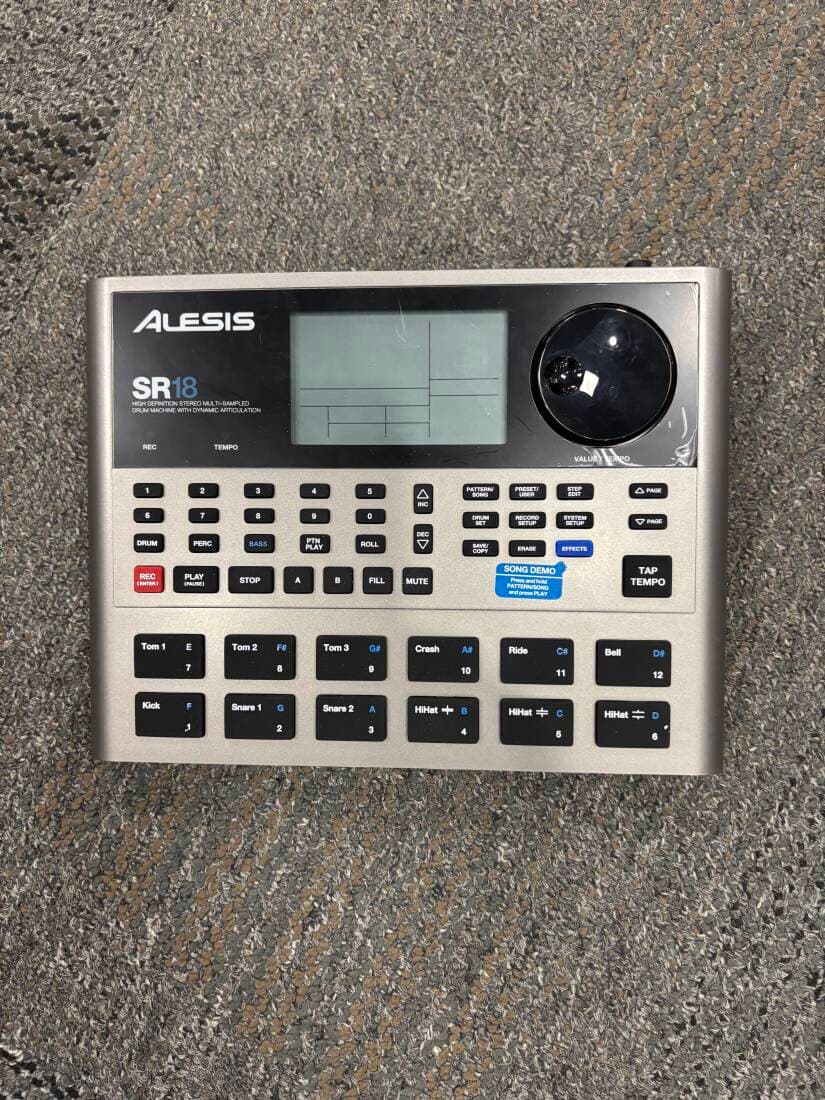 Alesis - SR-18