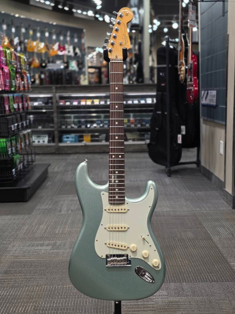 Fender Professional II Stratocaster Mystic Surf Green