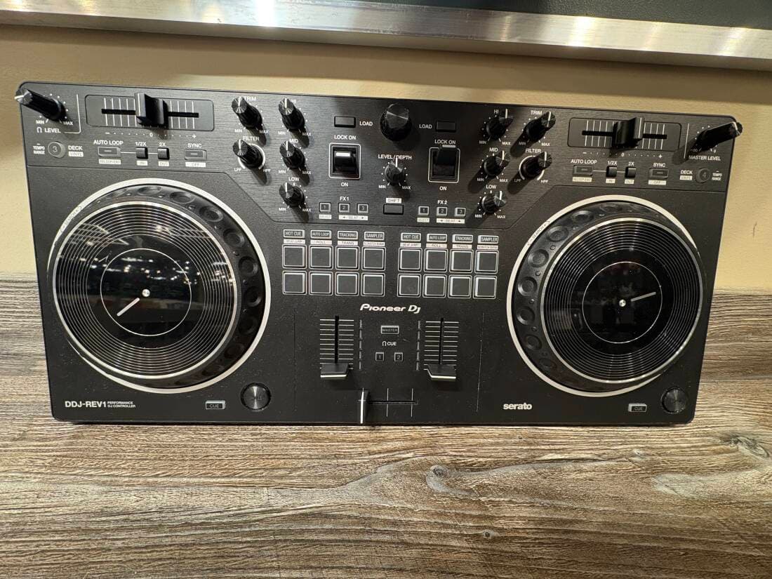 Pioneer DJ - DDJ-Rev1 2-Channel Battle Controller with Serato DJ Lite