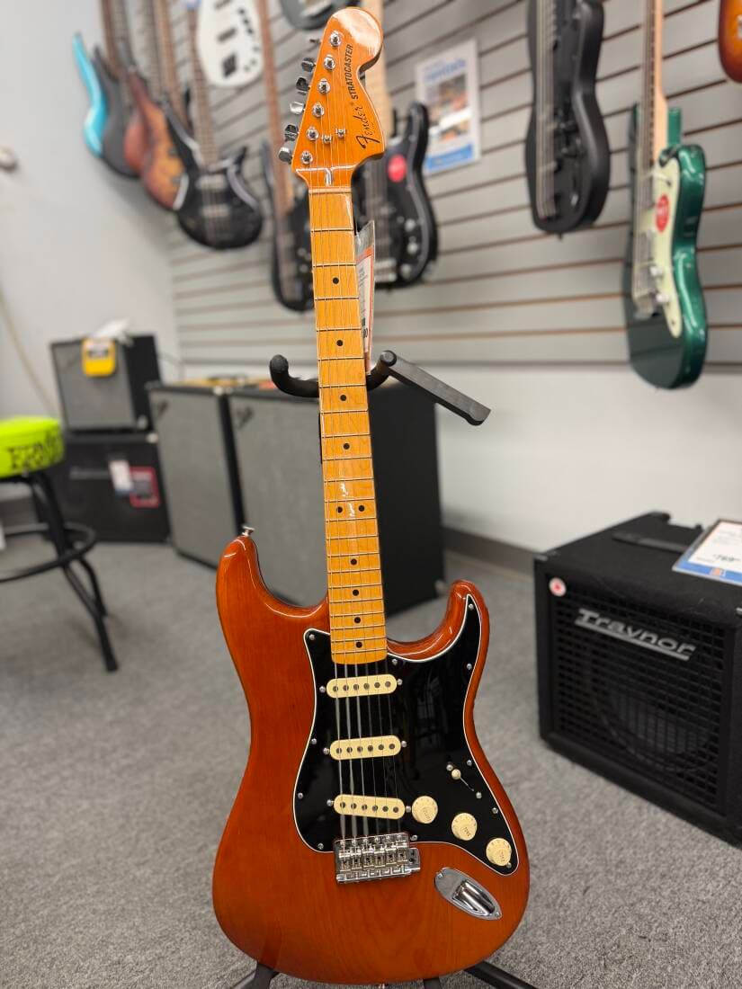 Fender AV II 73 Strat