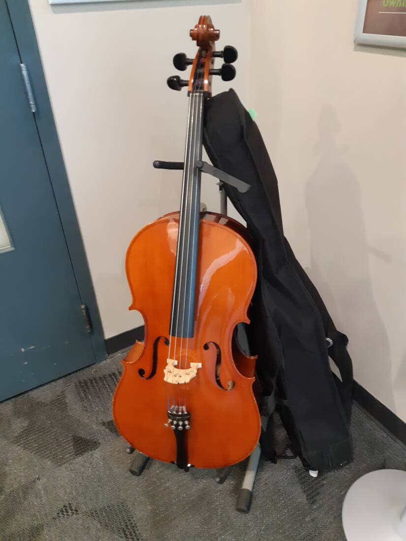 Beyer 3/4 Student Cello Outfit