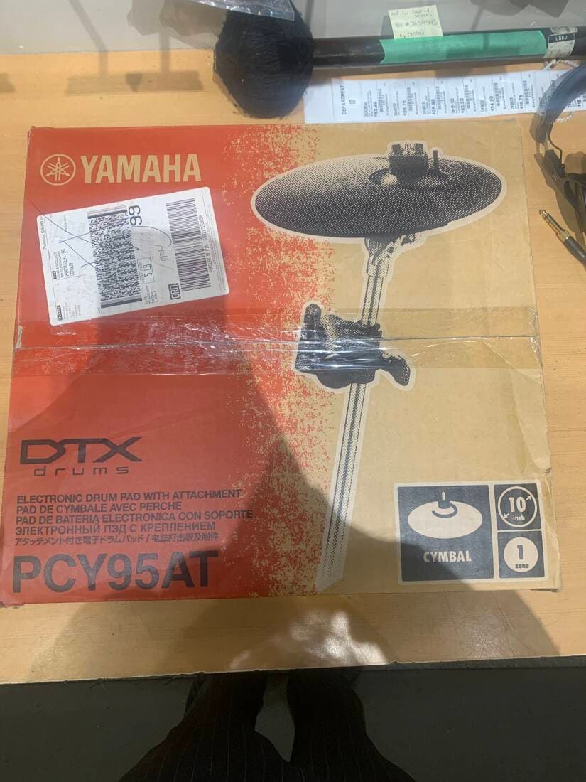 Yamaha - PCY95AT