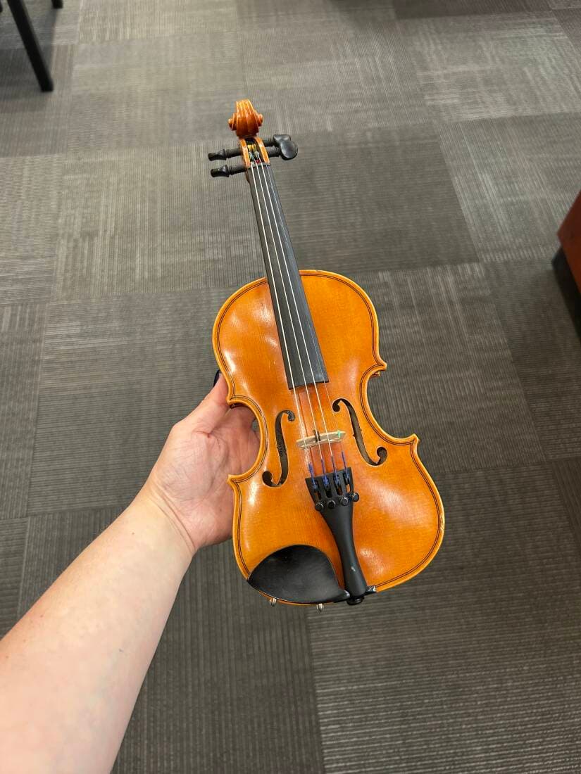 Yamaha 1/10 violin
