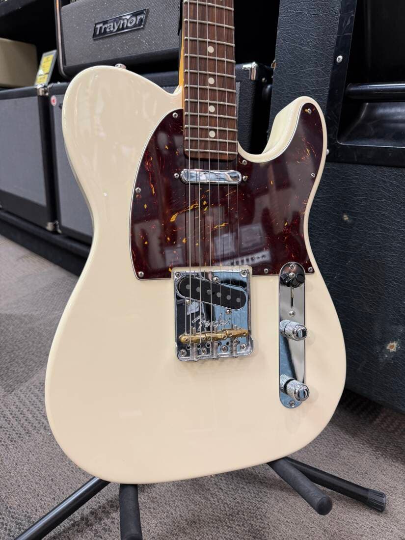 Fender - 011-3940-705