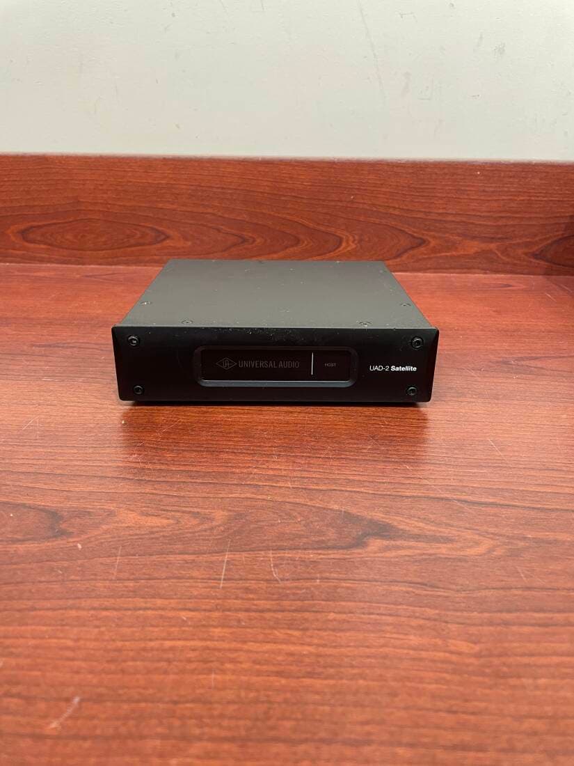 Universal Audio - UAD-2 Satellite Thunderbolt DSP Accelerator - QUAD