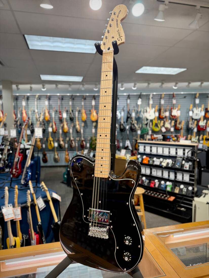 Squier - 037-7045-565