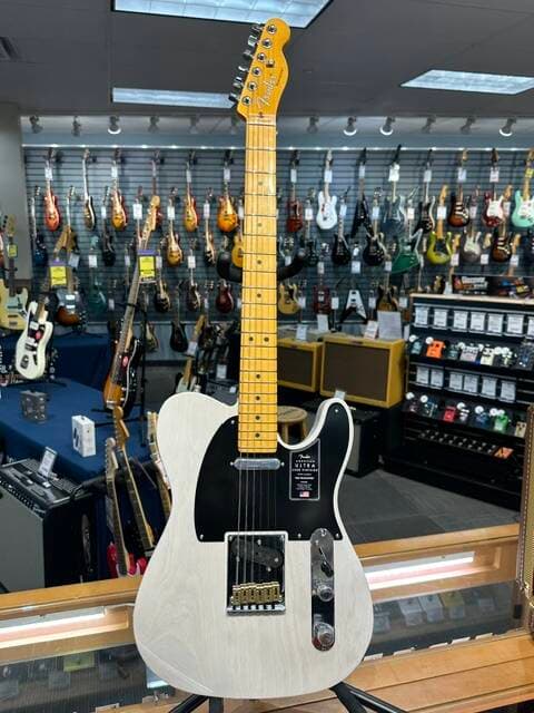 Fender - 011-8242-801