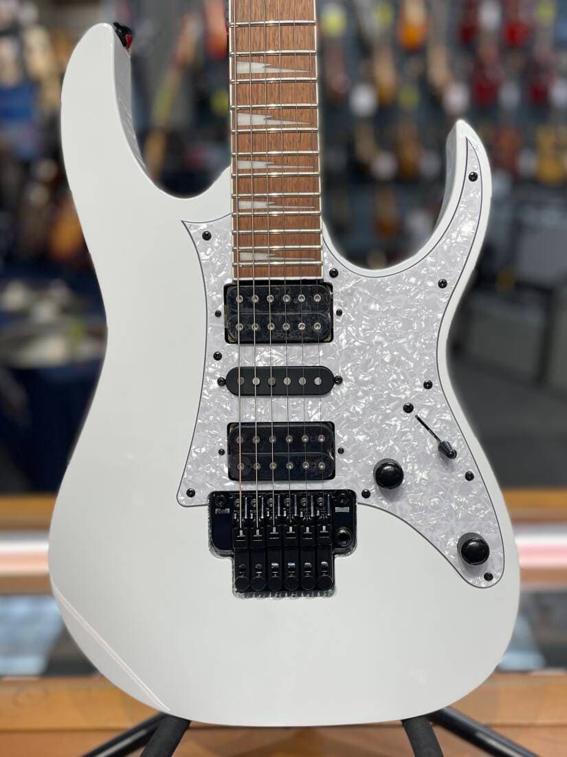 Ibanez - RG450DXB Electric Guitar - White