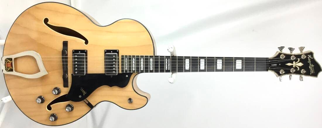 Hagstrom HJ500 w/case