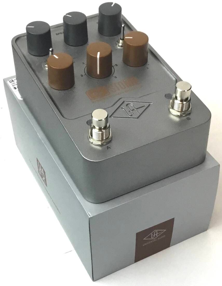 Universal Audio - UA OX Stomp Dynamic Speaker Emulator
