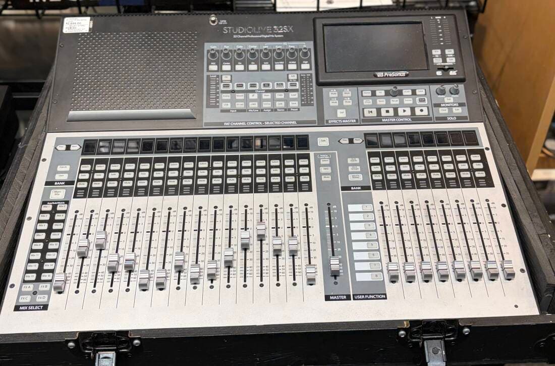 StudioLive 32SX Scalable 24/32 Ch 26 Bus Digital Mixer