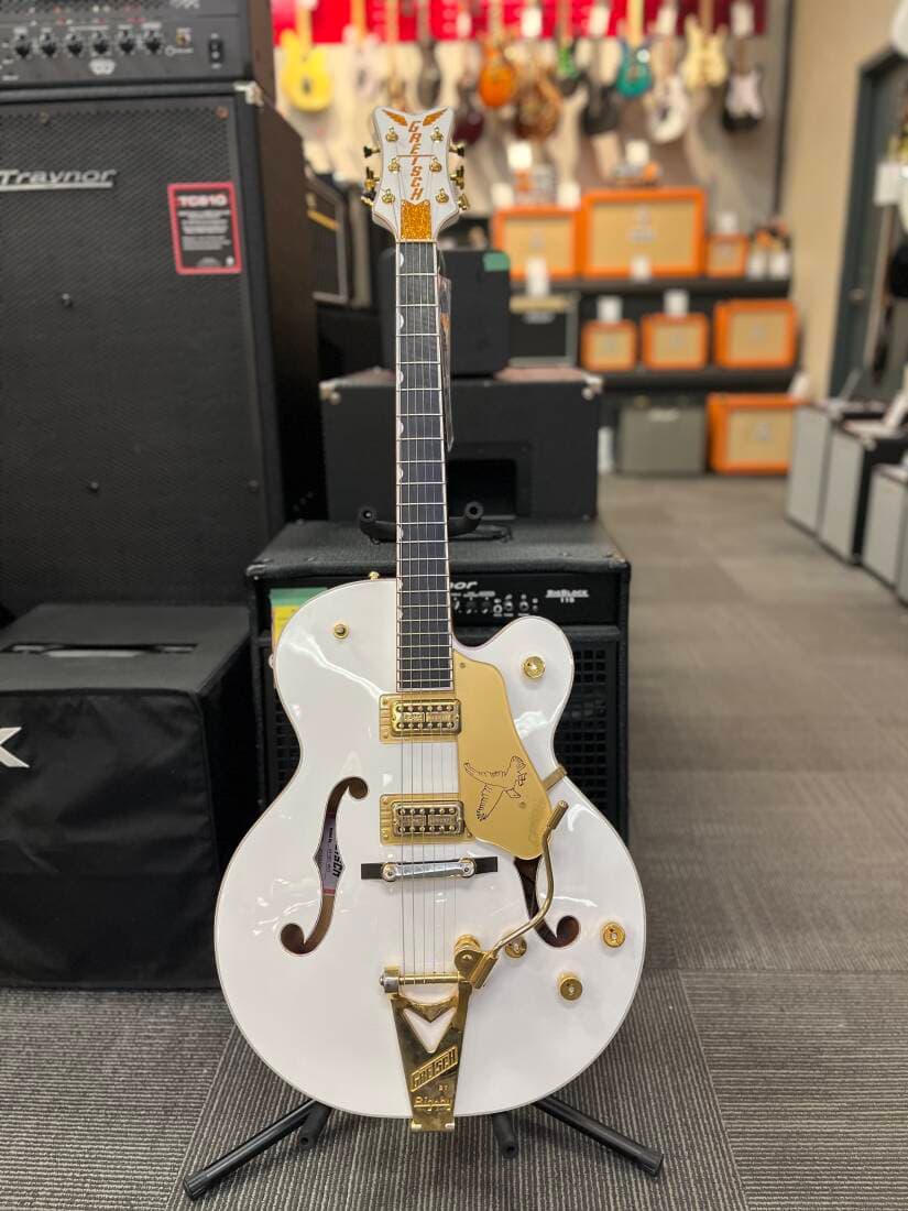 GRETSCH PE G6136T WHITE FALCON W/CS