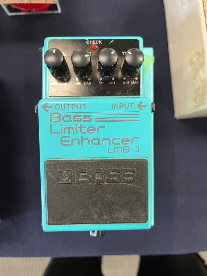 BOSS BASS LIMITER/ENHANCER