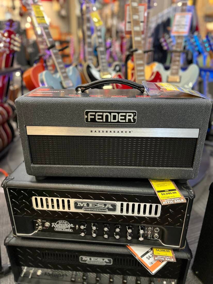 FENDER BASSBREAKER 15 HEAD