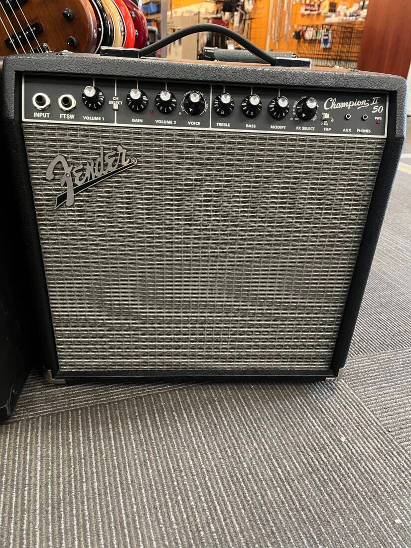 FENDER CHAMPION II 50