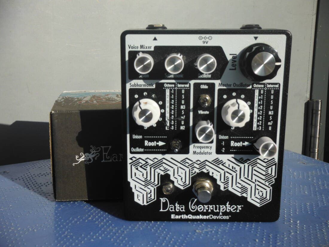 EarthQuaker Devices - Data Corruptor