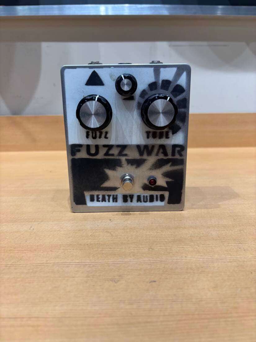 Death By Audio Fuzz War