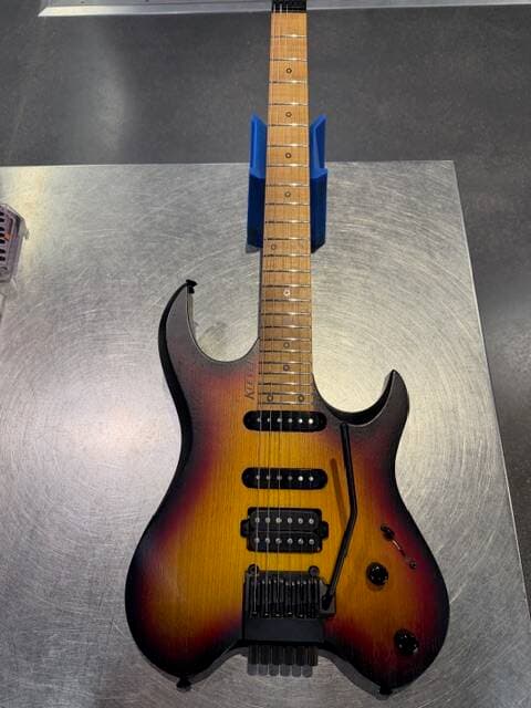 Kiesel Vader Headless Guitar
