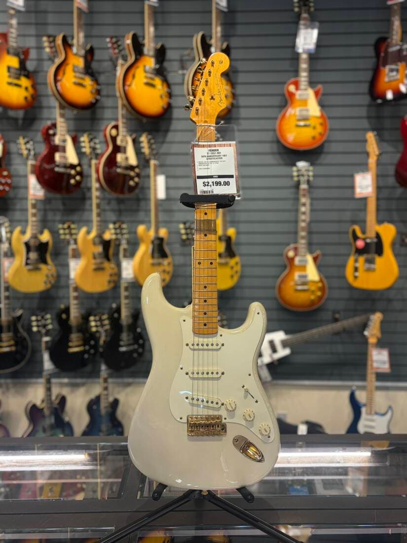 Fender Comm. 1957 Strat MN White Blonde
