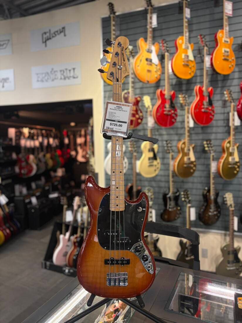 Fender - Mustang Bass PJ