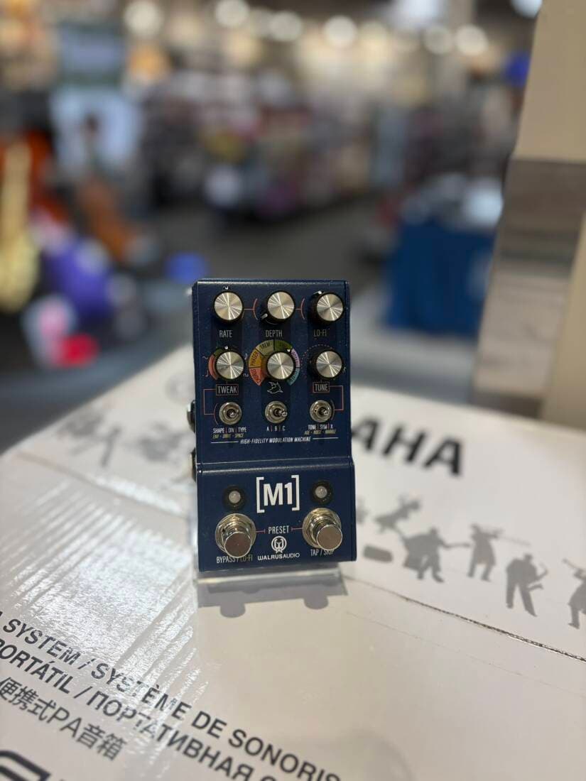 Walrus Audio - MAKO Hi-Fi Modulation Machine