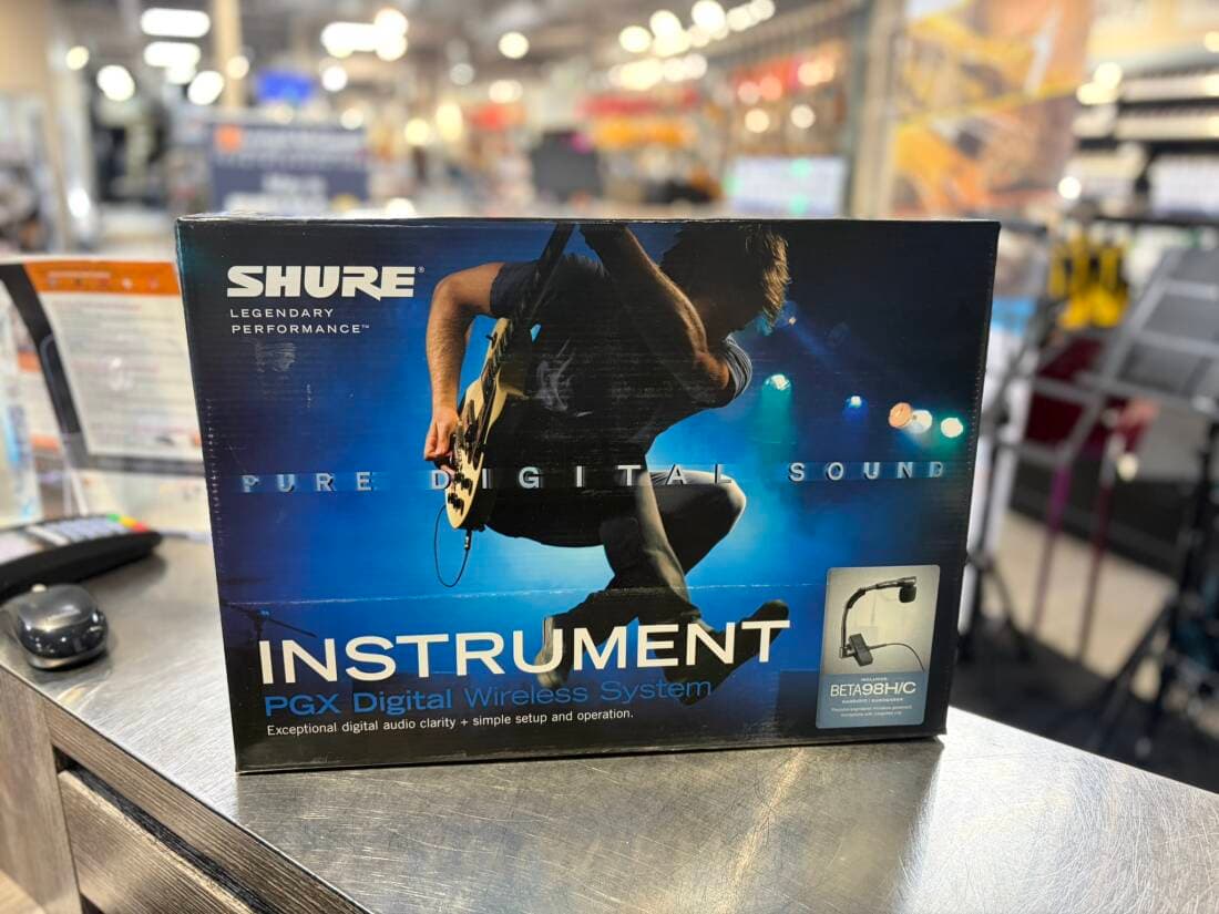 Shure - PGX Digital Wireless Instrument Mic System
