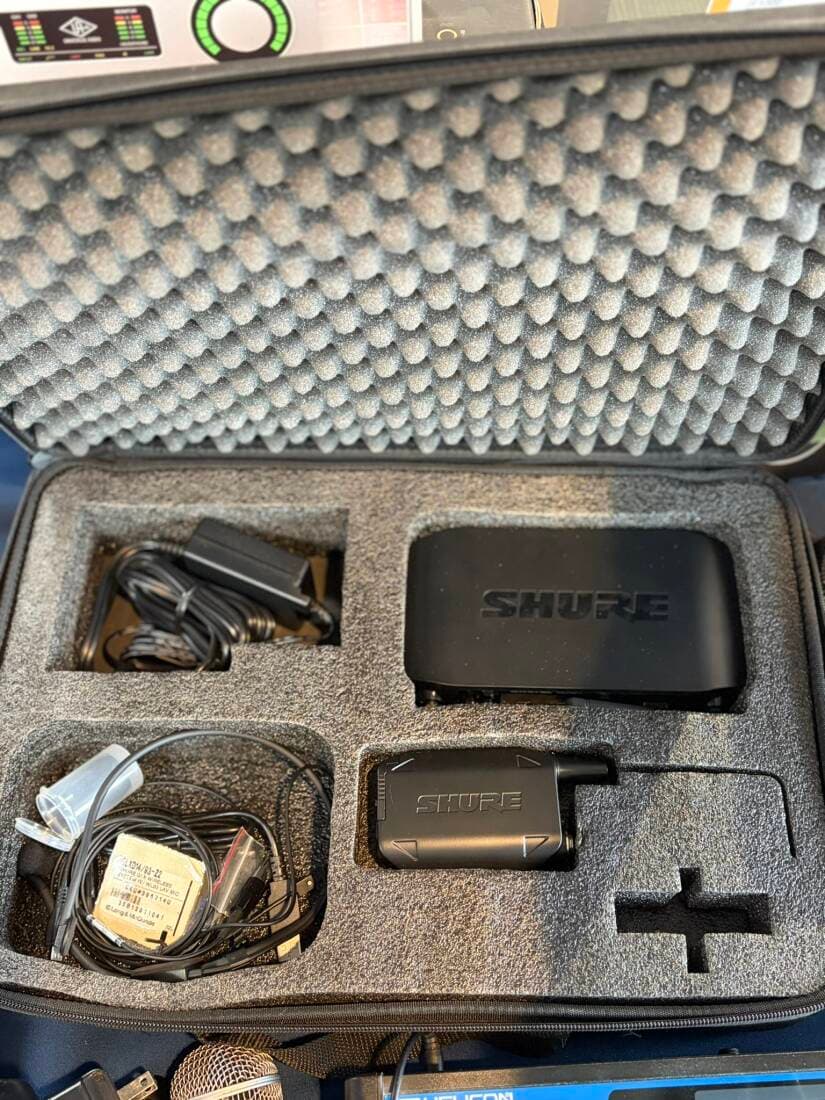 Shure - GLXD Wireless System