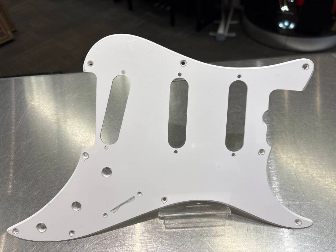 WD Music - Fender Bullet Pickguard