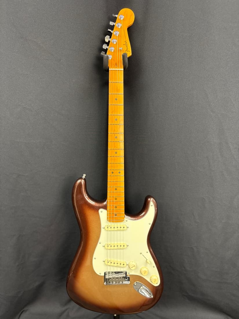 Fender - American Ultra Stratocaster Mocha Burst