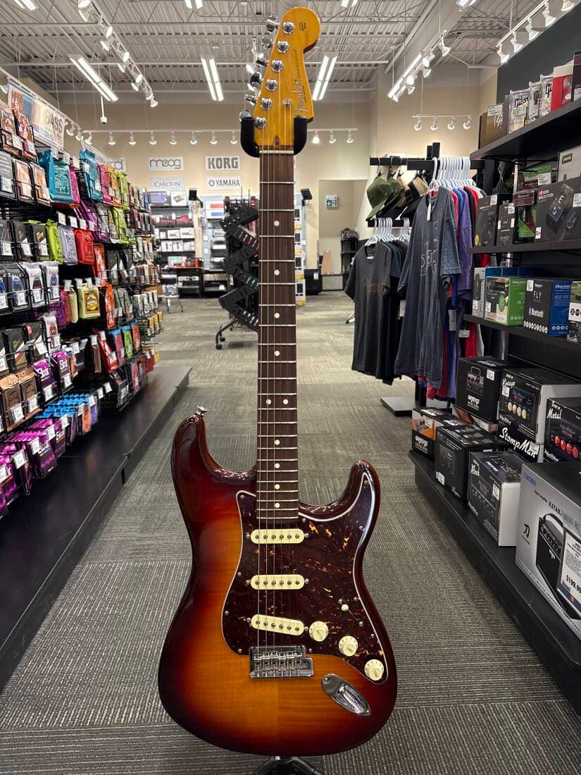 Fender - 70th Anniversary American Pro Strat