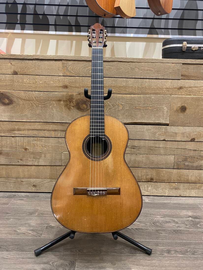 THOMAS FREDHOLM CLASSICAL GUITAR