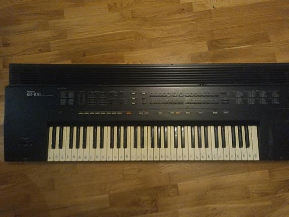 Roland KR-100 digitala piano