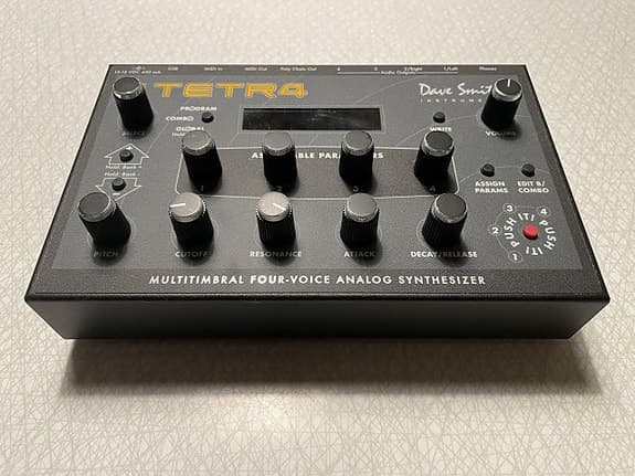 Dave Smith Tetra 4