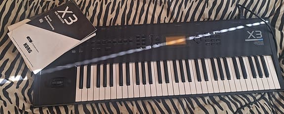 Korg X3 - Synthesizer